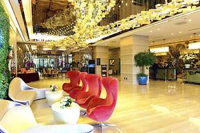 Longjiang Country Garden Phoenix Hotel