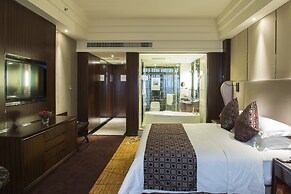 Longjiang Country Garden Phoenix Hotel