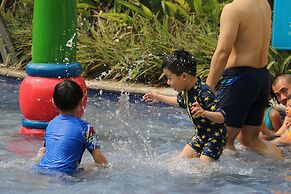 Longjiang Country Garden Phoenix Hotel