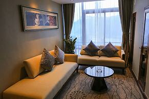 Longjiang Country Garden Phoenix Hotel