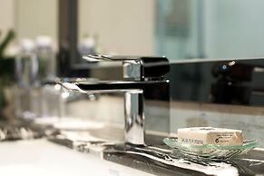 Longjiang Country Garden Phoenix Hotel