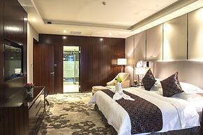 Longjiang Country Garden Phoenix Hotel