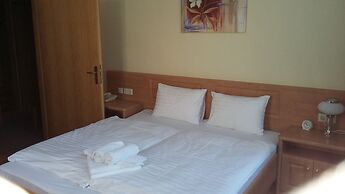 Hotel  Vesta