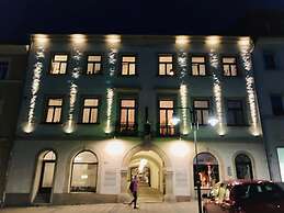Hotel Maxplatz