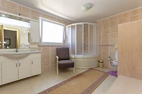 Paradise Town Villa Orchard