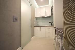 Delight Deluxe Aparts