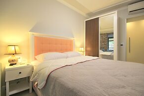 Delight Deluxe Aparts