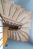 Delight Deluxe Aparts