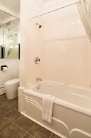 Monroe House Executive Suites