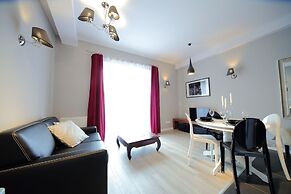 Friendhouse Apartments - Train Station Area