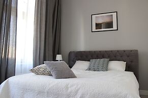 Friendhouse Apartments - Train Station Area