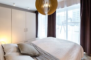 Friendhouse Apartments - Train Station Area