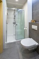 Friendhouse Apartments - Train Station Area