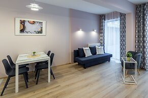 Friendhouse Apartments - Train Station Area