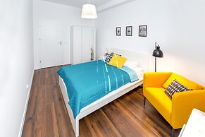 Friendhouse Apartments - Train Station Area