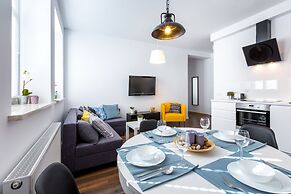 Friendhouse Apartments - Train Station Area