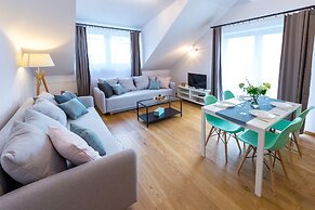 Friendhouse Apartments - Train Station Area