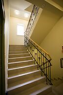 Friendhouse Apartments - Train Station Area