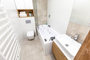 Friendhouse Apartments - Train Station Area