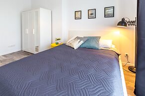 Friendhouse Apartments - Train Station Area