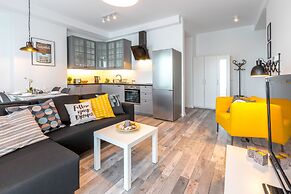 Friendhouse Apartments - Train Station Area