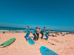 International Surf School & Camp - Hostel