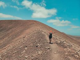 International Surf School & Camp - Hostel