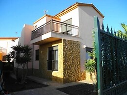 International Surf School & Camp - Hostel