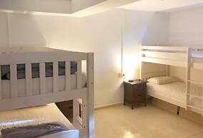 International Surf School & Camp - Hostel