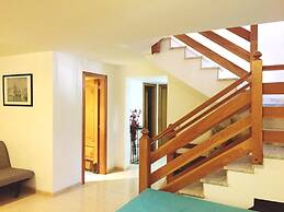 International Surf School & Camp - Hostel