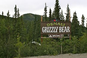 Denali Grizzly Bear Resort