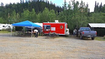 Denali Grizzly Bear Resort