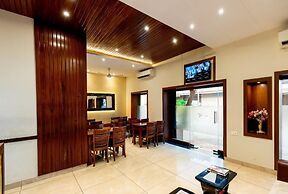 Hotel AK International