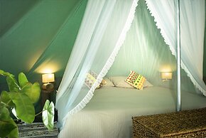 One Santuario Natural