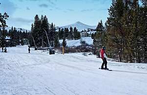 Pines 120 4 Bedroom Plus loft Town House