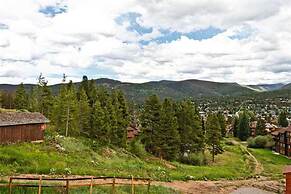 TYRA SKI IN OUT 4 BR Condo