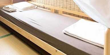 ALL FRIENDS - Hostel