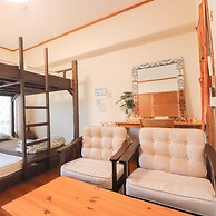 ALL FRIENDS - Hostel