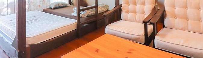 ALL FRIENDS - Hostel