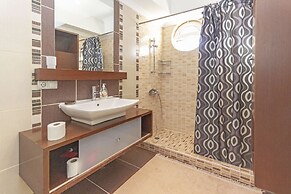 Paradise Town Villa Royal