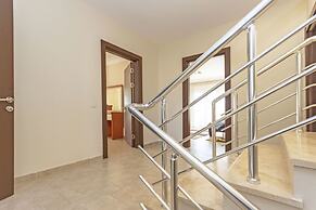 Paradise Town Villa Royal