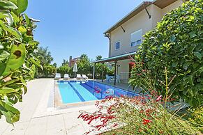 Paradise Town Villa Hazel