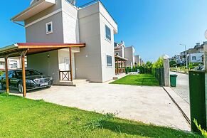 Paradise Town Villa Lisa