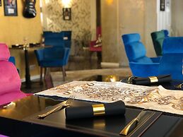 Mason Boutique Hotel