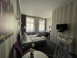 Mason Boutique Hotel