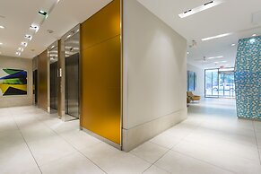 QuickStay - Luxury on Bay St. (Yonge & College)