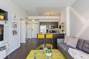 QuickStay - Luxury on Bay St. (Yonge & College)