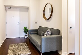 QuickStay - Luxury on Bay St. (Yonge & College)