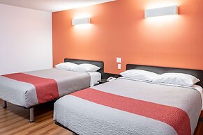 Motel 6 Fort Nelson, BC