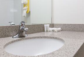 Motel 6 Fort Nelson, BC